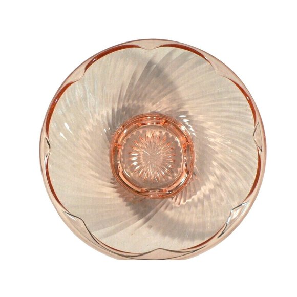 Fruit bowl serving dish ribbed swirl pink glass scalloped edge table decor - Picture 10 of 10